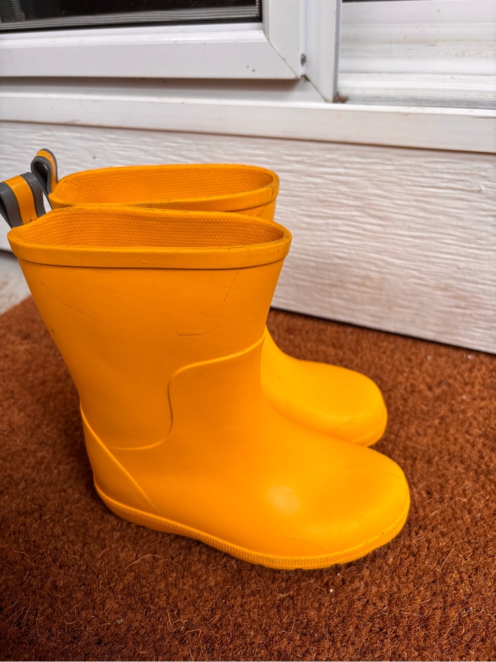 Totes Yellow Rainboots - Picture 3 of 6